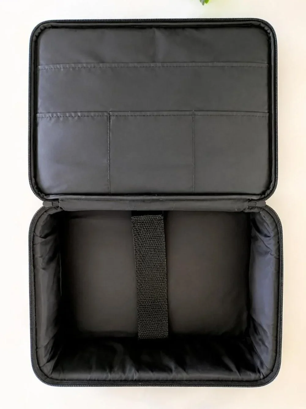 Padded Makeup & Beautician Case with Shoulder Strap – 14